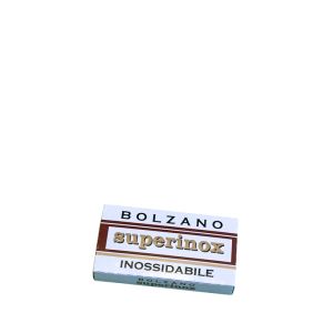 Confezione da 5 lame Bolzano Superinox in acciaio inossidabile.
